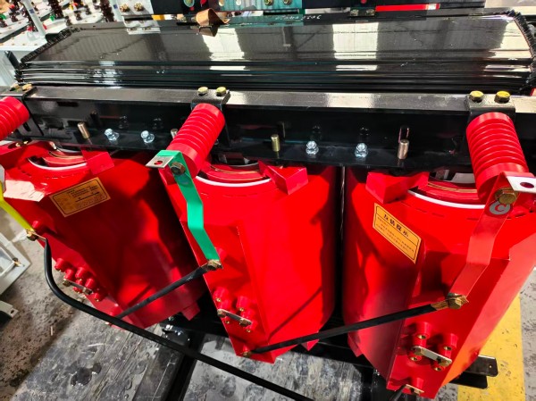 工厂厂房西和西和西和干式变压器 工业车间 10kV 干式电力变压器
